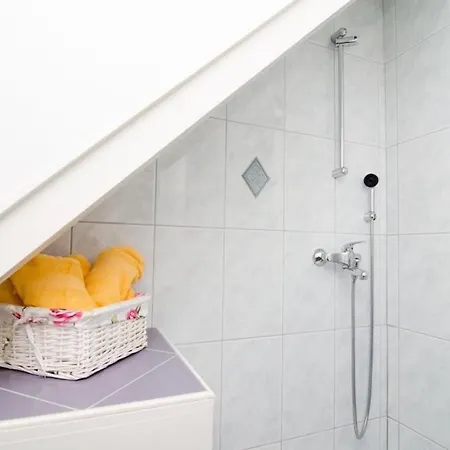 Lavanda & Ruzmarin - Double With Private Bathroom Διαμέρισμα Ντουμπρόβνικ